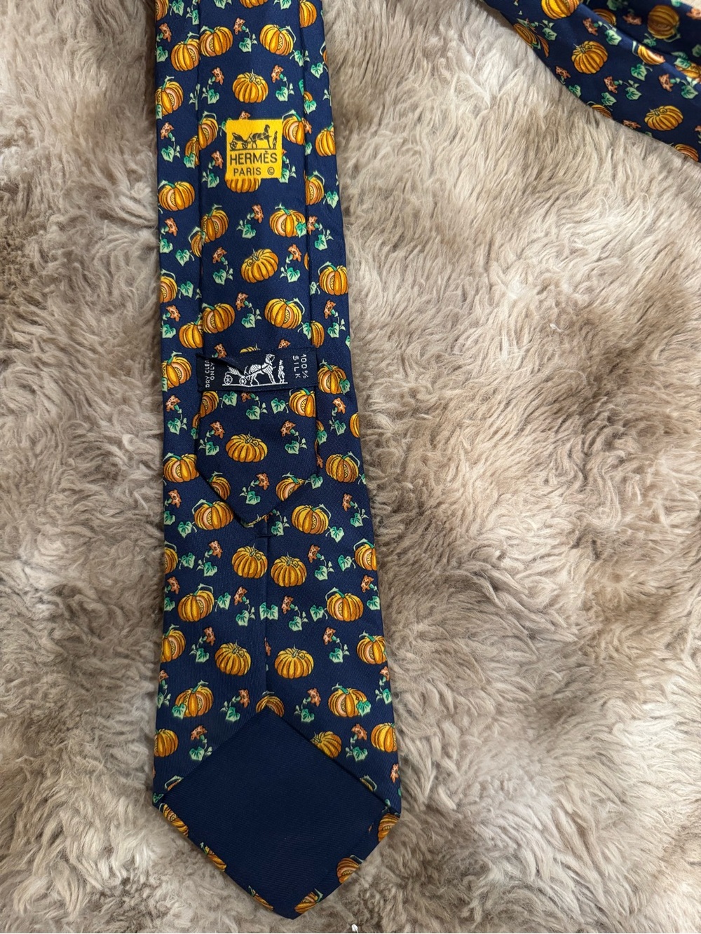 Hermes Vintage Navy Pumpkin Print Necktie - Picture 2 of 2